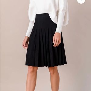 NWT Apparalel Infinity Skirt
